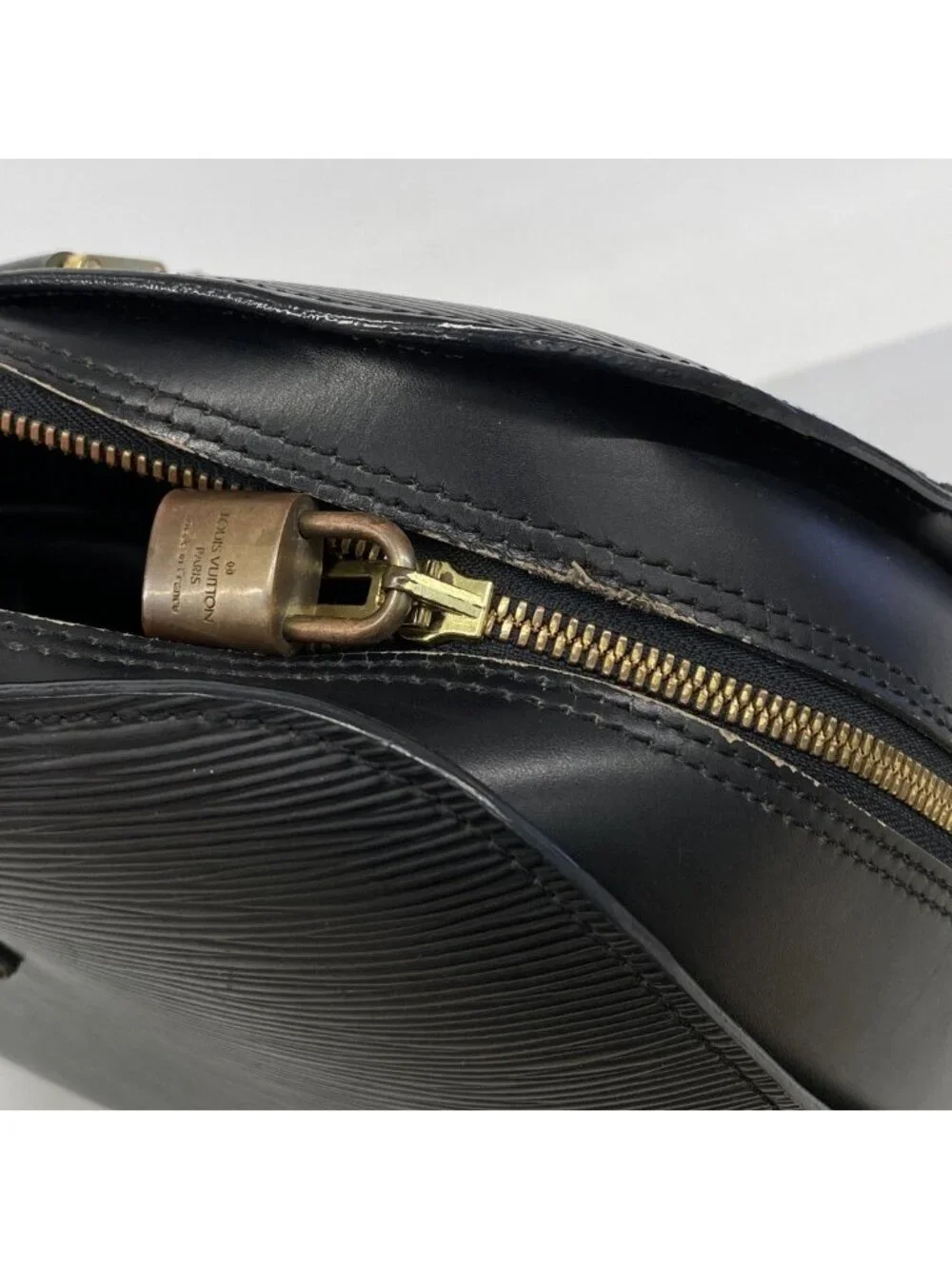 Louis Vuitton Business Bag Epi Sorbonne Noir
